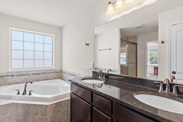 7989 S River COURT, Franklin, WI 53132