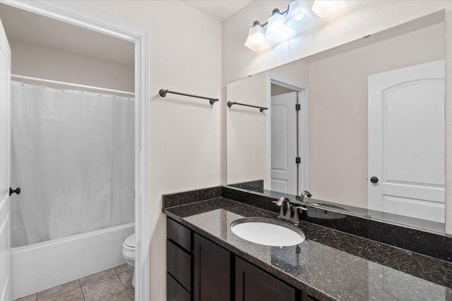 7989 S River COURT, Franklin, WI 53132