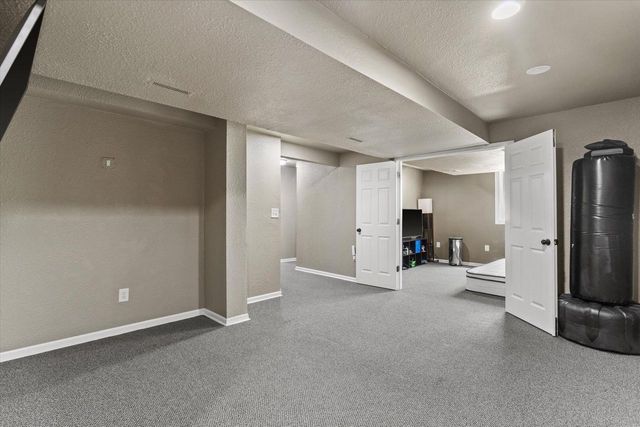 7989 S River COURT, Franklin, WI 53132