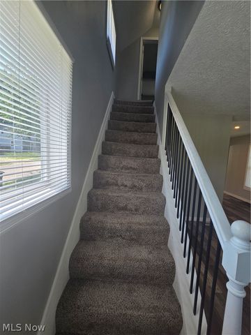 2250 4th Street SW, Akron, OH 44314