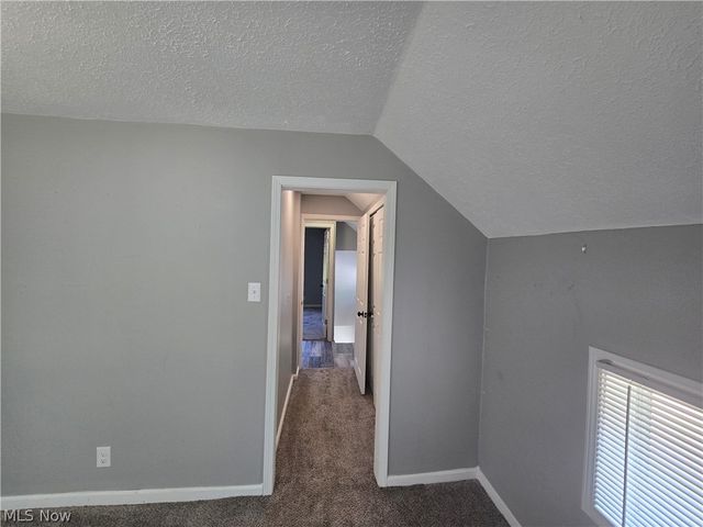 2250 4th Street SW, Akron, OH 44314