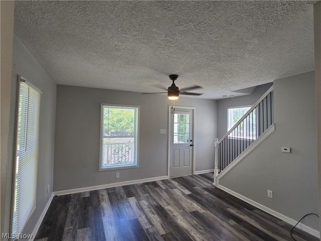 2250 4th Street SW, Akron, OH 44314