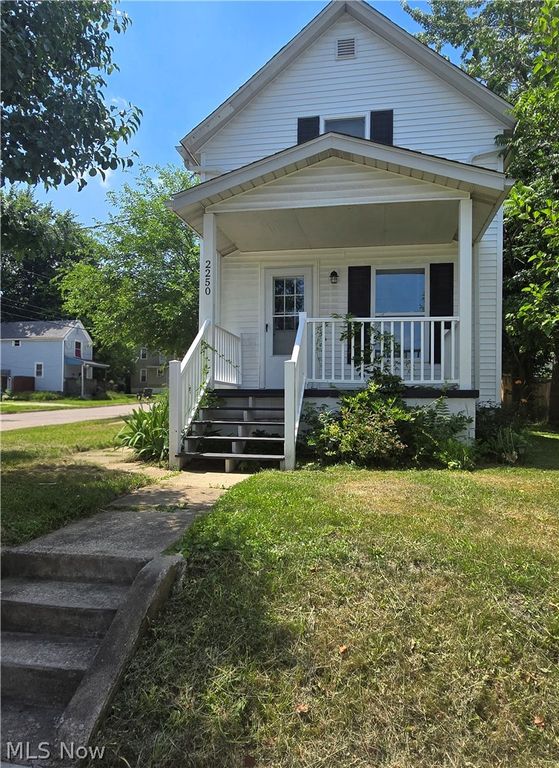 2250 4th Street SW, Akron, OH 44314