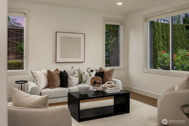 1525 4th Street, Kirkland, WA 98033