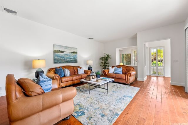 1016 Koko Uka Place, Honolulu, HI 96825