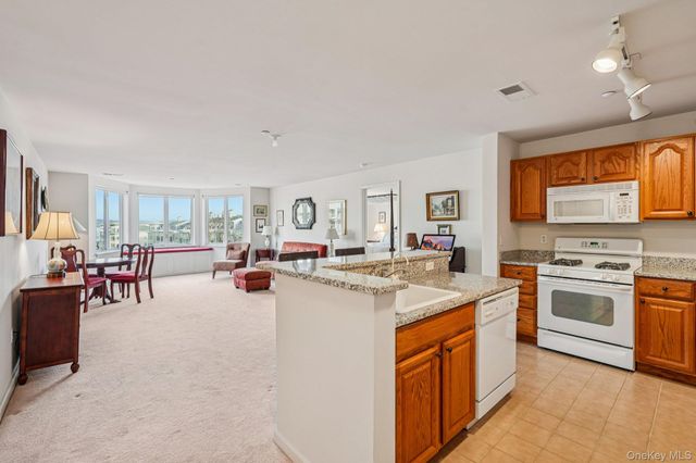 1316 Round Pointe Drive 1316, Haverstraw, NY 10927