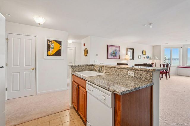 1316 Round Pointe Drive 1316, Haverstraw, NY 10927