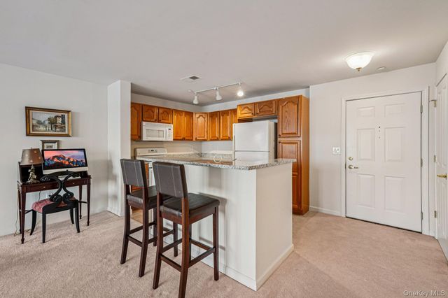 1316 Round Pointe Drive 1316, Haverstraw, NY 10927