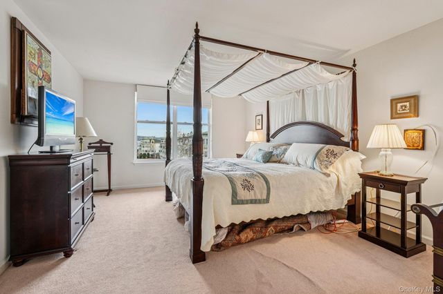 1316 Round Pointe Drive 1316, Haverstraw, NY 10927