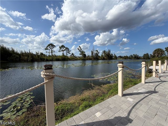 2633 NW 24th ST, Cape Coral, FL 33993