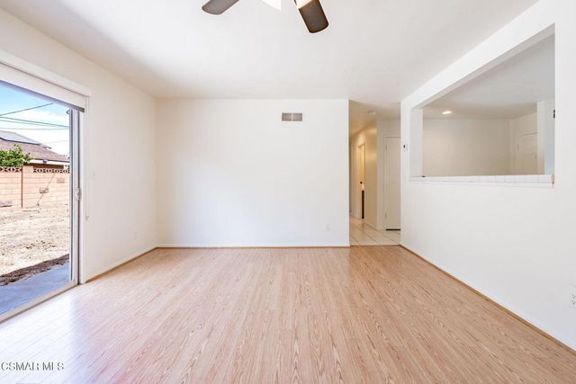 1421 Lowery Street, Simi Valley, CA 93065