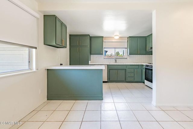 1421 Lowery Street, Simi Valley, CA 93065