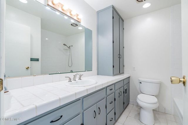 1421 Lowery Street, Simi Valley, CA 93065