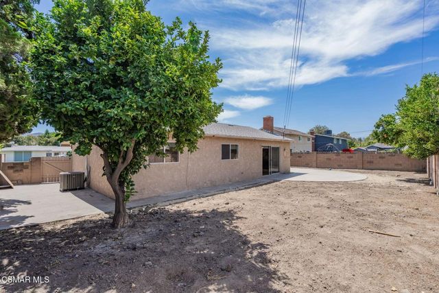 1421 Lowery Street, Simi Valley, CA 93065