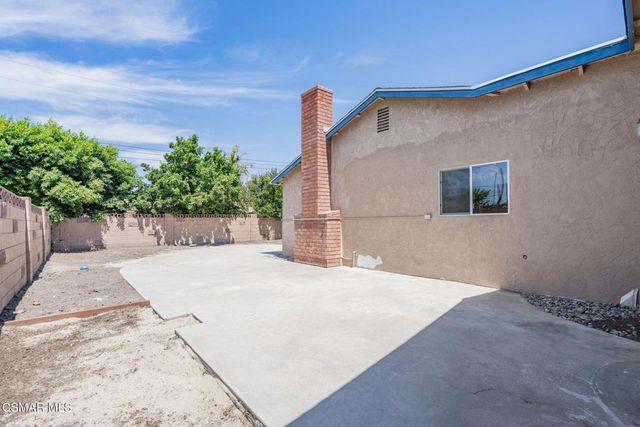 1421 Lowery Street, Simi Valley, CA 93065