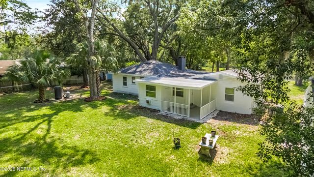 3261 TIGER HOLE Road, Jacksonville, FL 32216