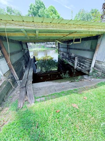 1736 Hunter Road, Okeechobee, FL 34974