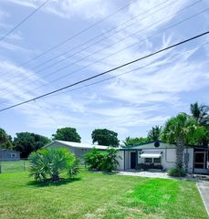 1736 Hunter Road, Okeechobee, FL 34974
