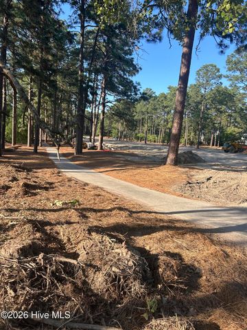 182 National Drive, Pinehurst, NC 28374