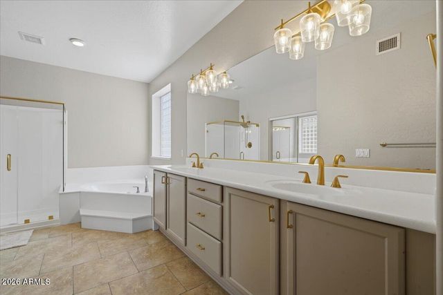 3136 E BROOKWOOD Court, Phoenix, AZ 85048