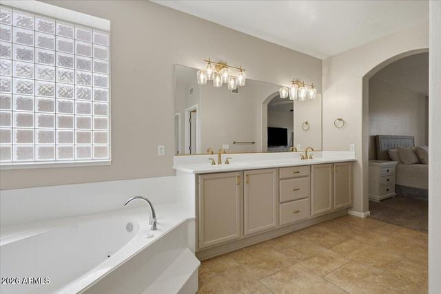 3136 E BROOKWOOD Court, Phoenix, AZ 85048