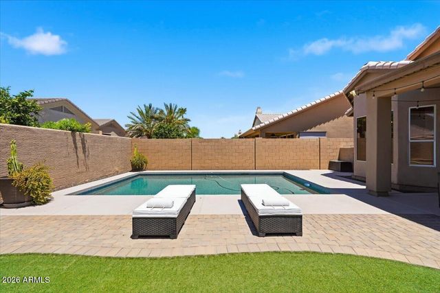 3136 E BROOKWOOD Court, Phoenix, AZ 85048
