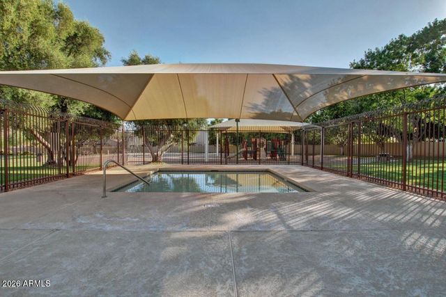 3136 E BROOKWOOD Court, Phoenix, AZ 85048