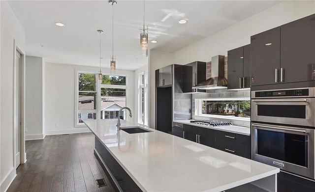 53 Reynolds Square Lane, Atlanta, GA 30307