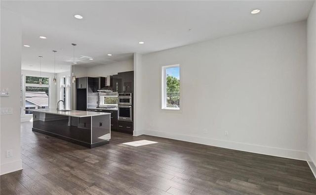 53 Reynolds Square Lane, Atlanta, GA 30307