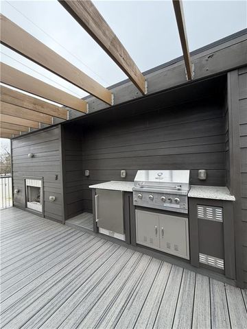 53 Reynolds Square Lane, Atlanta, GA 30307