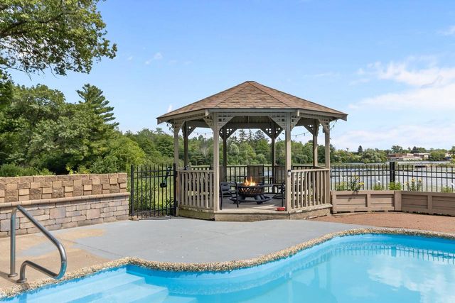 W8255 BUTTERCUP COURT, Wautoma, WI 54960