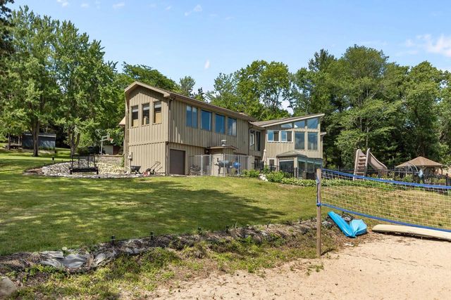 W8255 BUTTERCUP COURT, Wautoma, WI 54960