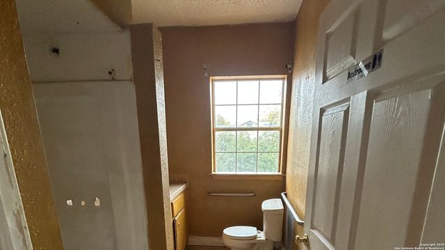 903 West Craig Pl, San Antonio, TX 78201