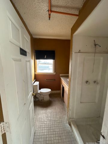 903 West Craig Pl, San Antonio, TX 78201