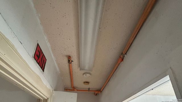 903 West Craig Pl, San Antonio, TX 78201