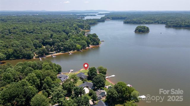 735 Pebble Point, Salisbury, NC 28146
