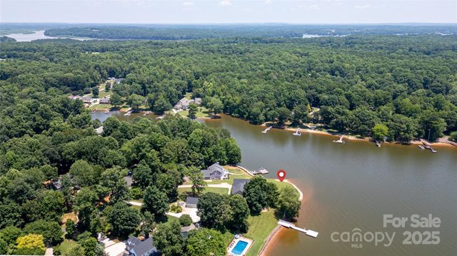 735 Pebble Point, Salisbury, NC 28146