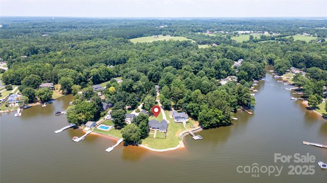 735 Pebble Point, Salisbury, NC 28146