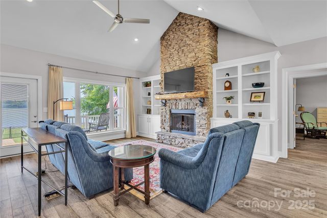 735 Pebble Point, Salisbury, NC 28146