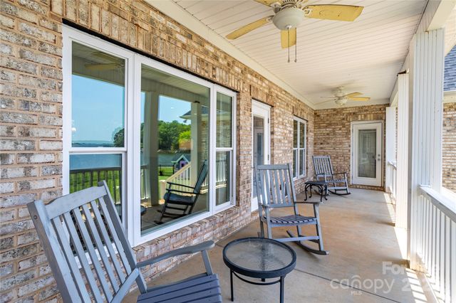 735 Pebble Point, Salisbury, NC 28146