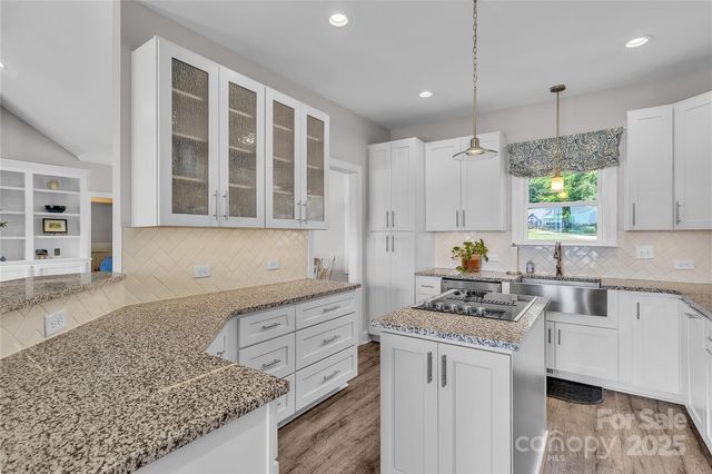 735 Pebble Point, Salisbury, NC 28146