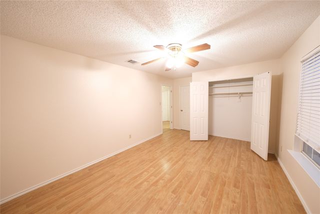 4348 Kenwood Drive, Grapevine, TX 76051