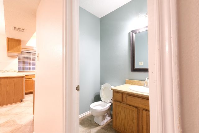 4348 Kenwood Drive, Grapevine, TX 76051