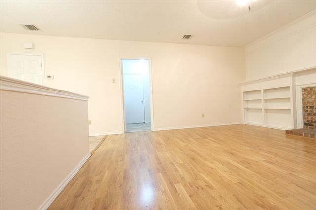 4348 Kenwood Drive, Grapevine, TX 76051