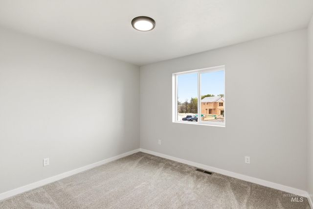 2367 W Fallon Lp, Nampa, ID 83651