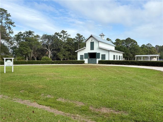 1140 Winterberry Drive NE, Townsend, GA 31331