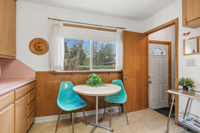 11 Ludlow Avenue, Saint Paul, MN 55108