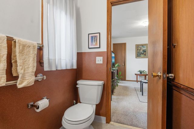 11 Ludlow Avenue, Saint Paul, MN 55108