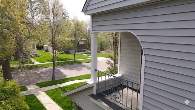 11 Ludlow Avenue, Saint Paul, MN 55108