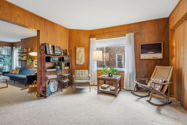 11 Ludlow Avenue, Saint Paul, MN 55108